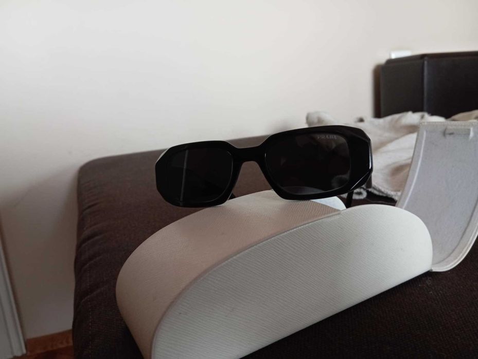 Prada очила оригинални