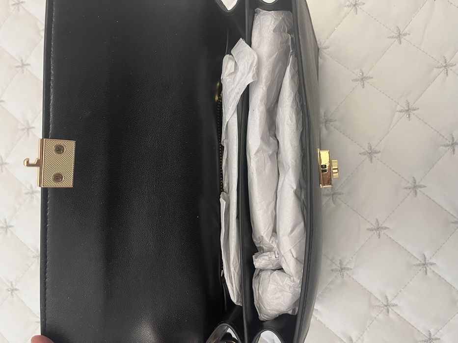 Сумка новая кожанная