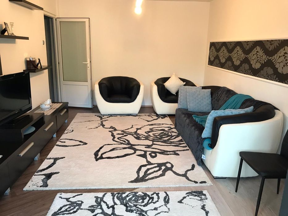 Vând apartament 3 camere Zărnești/Blocuri