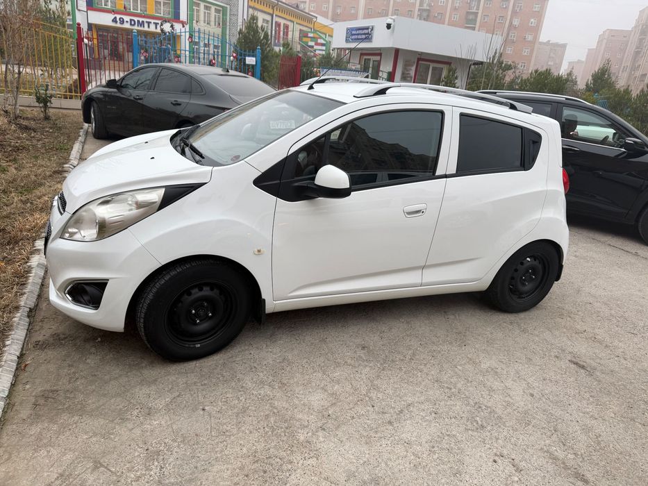 SROCHNA SROCHNA Sotiladi Spark 2015 yil