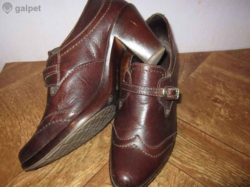 Обувки естествена кожа и подарък  боти