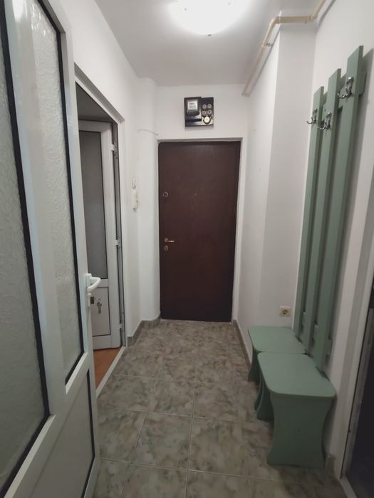 Garsoniera de închiriat
