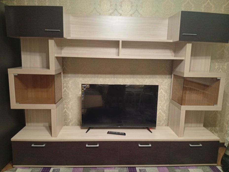 Стенка в гостиную