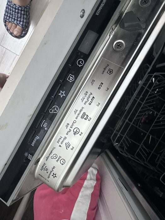 Посудомоечная машина electrolux