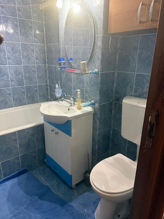 Vând apartament cu 2 camere în Gherla