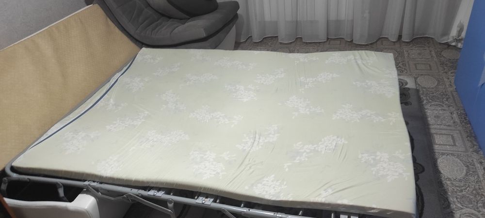 Продам диван, в хорошем состоянии