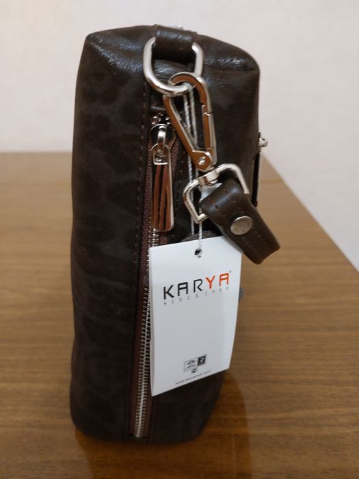 Продам кожаную сумку.