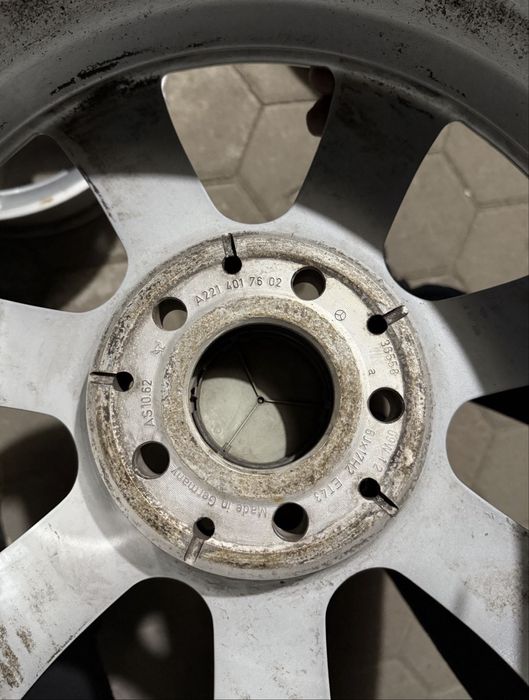 Продам диски р17 мерседес 221