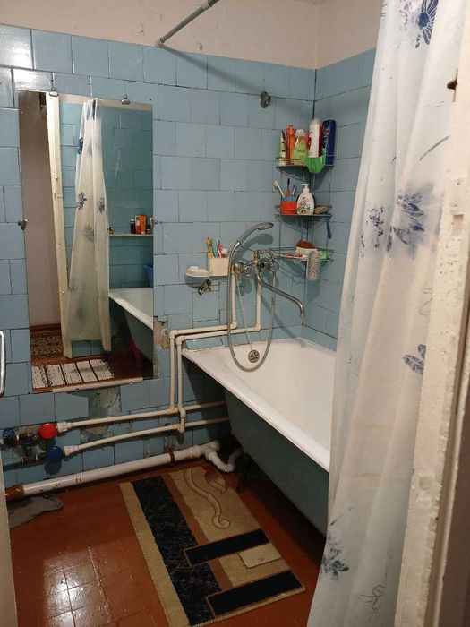 Продаётся 3х комнатная квартира в сергели 4