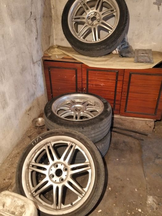 Продам диски летние 18