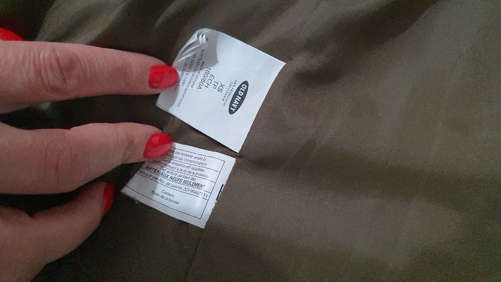 Vesta Old Navy impecabila