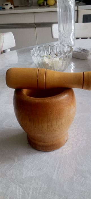 Продам ступку деревянную