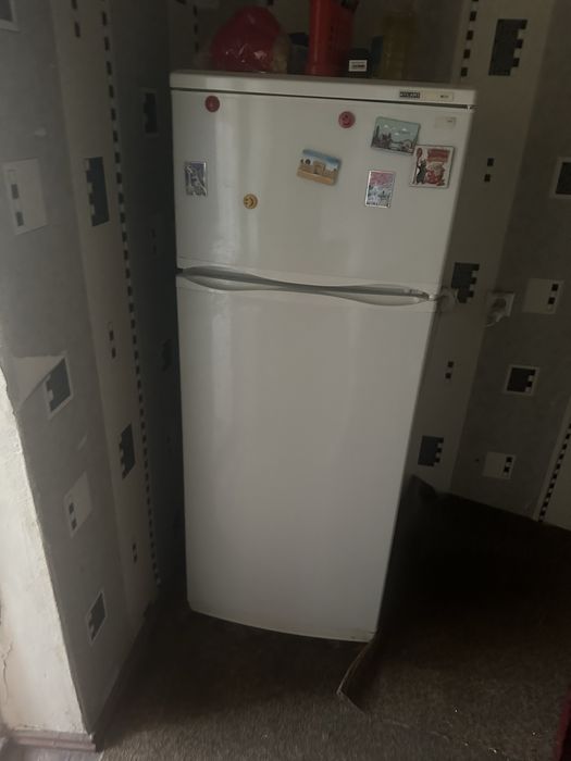 Oybek metro kvartira bollarga