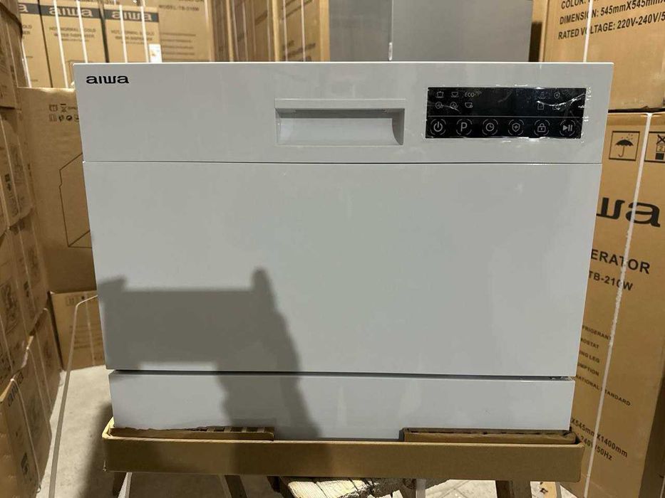 Настольная посудомойка Aiwa на 6 персон.
