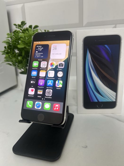 iPhone se 2020 64Гб
