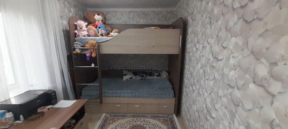 Продам двухярусную кровать