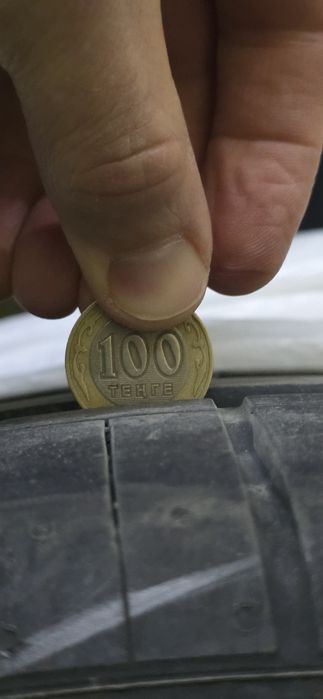 Продам шины 235/55 R19