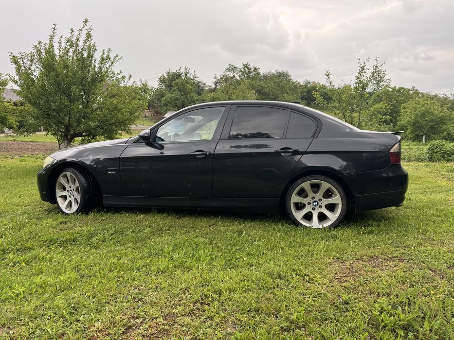 Bmw seria 3 e90 m47(distributia in fata) jante 2 dimensiuni