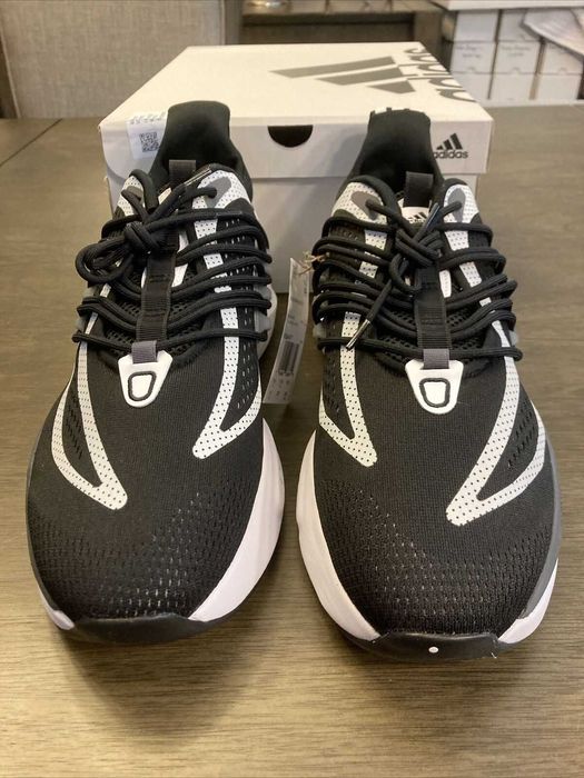 Оригинални маратонки * ADIDAS ALPHABOOST V1 * EU44 2/3