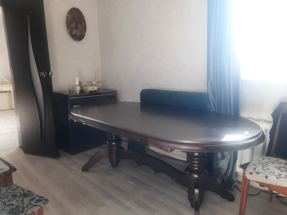 Продам стол 2 метра