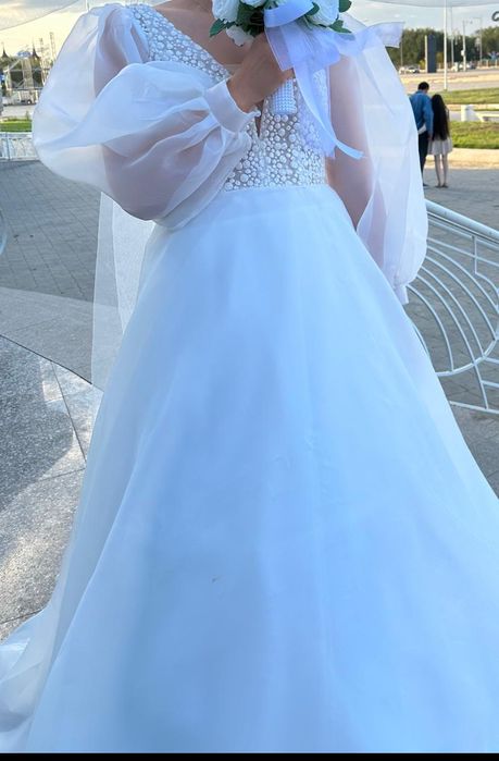 Продам свадебное платье