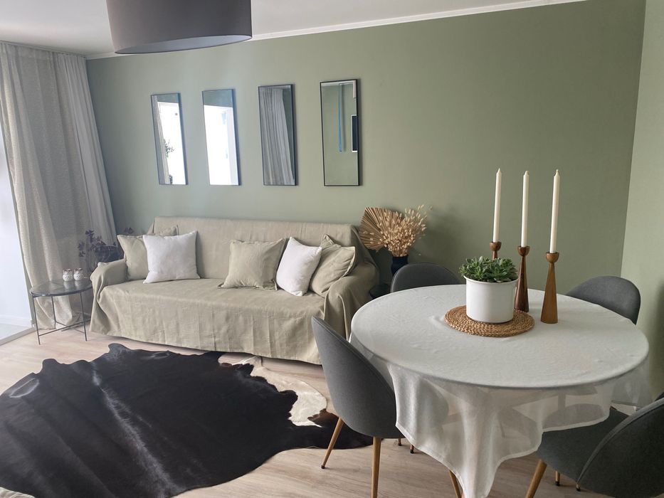 Inchiriez apt 4 Camere Parc Mihai Eminescu 520 euro