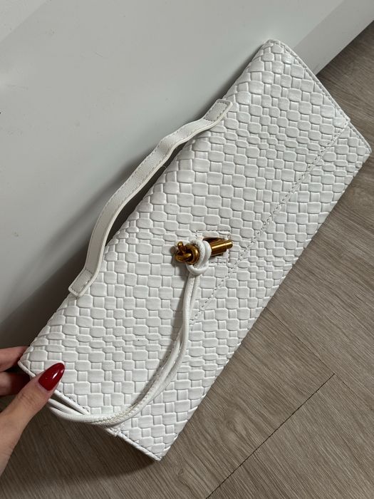 Чанта Elisabetta Franchi Fendi Coach Bottega Veneta