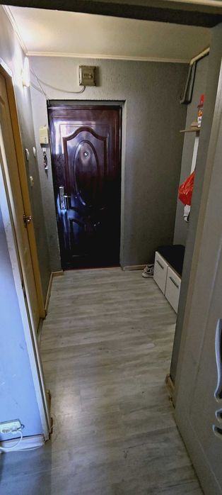 Garsoniera de vânzare