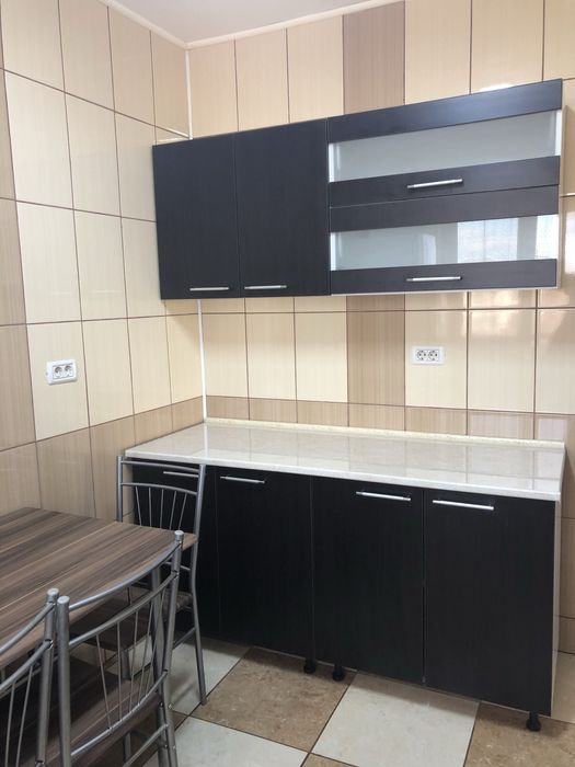 Inchiriez apartament