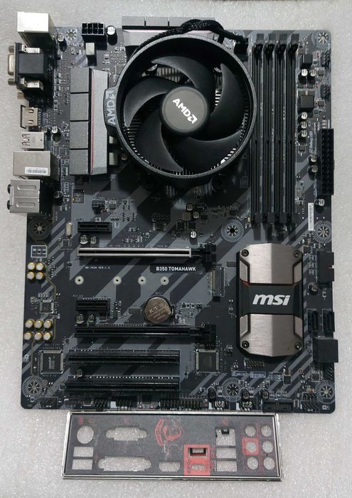 KIT AMD Ryzen 5 1500X 3.5GHz +MSI B350 TOMAHAWK + Cooler AMD