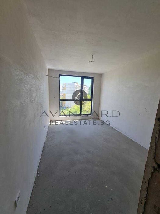 Продава се Тристаен апартамент в Пловдив, Кючук Париж - 105 кв.м за 1602 €/кв.м - Снимка #5