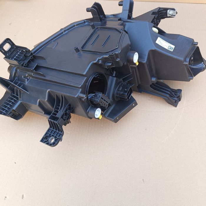 Ляв фар Cupra Born 10F941007K