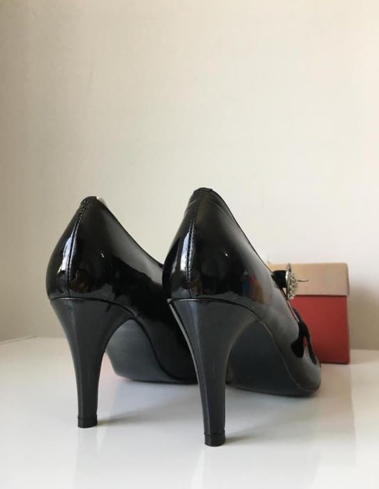 Женская обувь Туфли новые 36р.