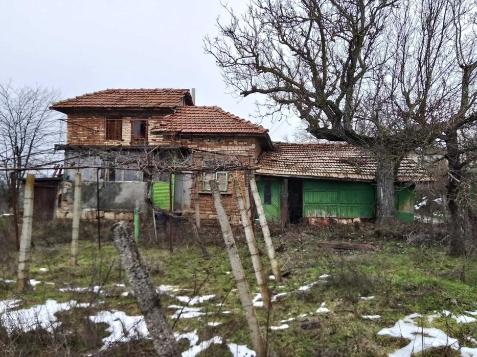 Прродавам Вила в гр.Разград