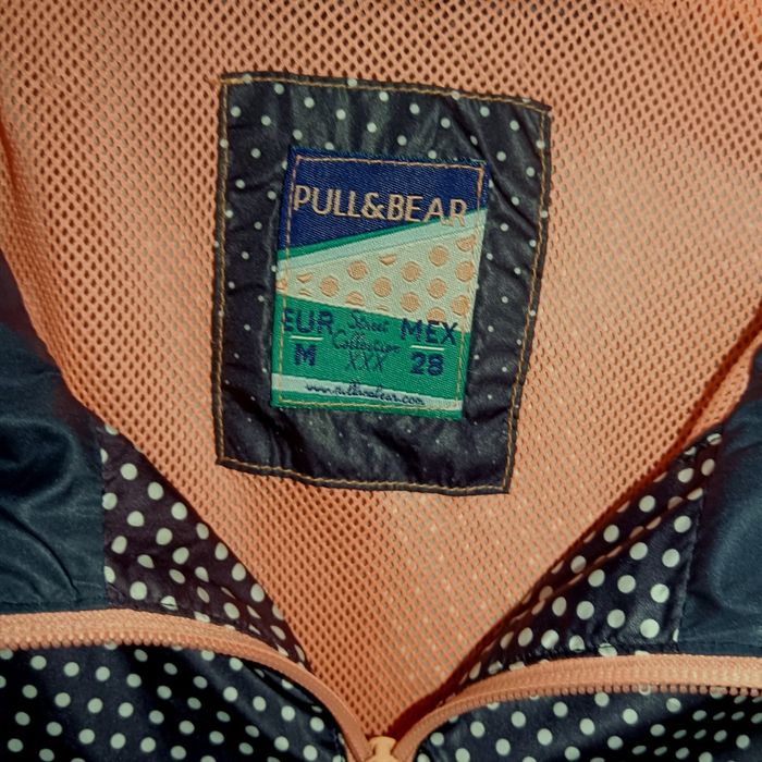 Тонкая куртка Pull&Bear