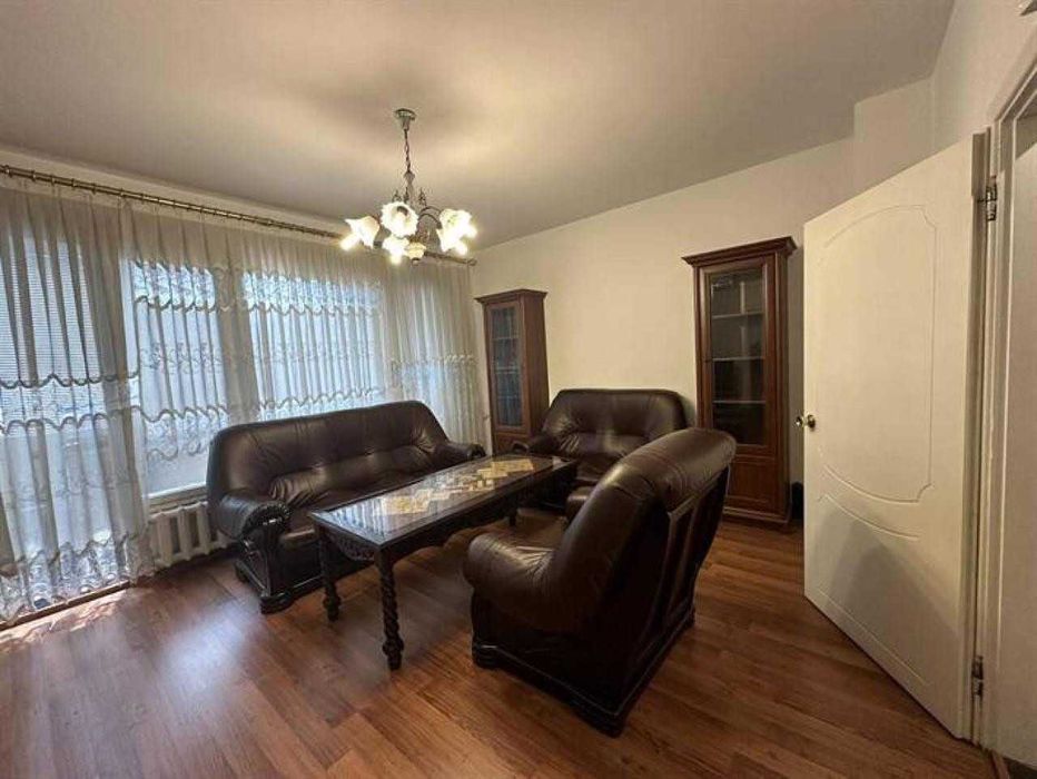 Продава се Тристаен апартамент в Пловдив, Център - 64 кв.м за 1172 €/кв.м - Снимка #3