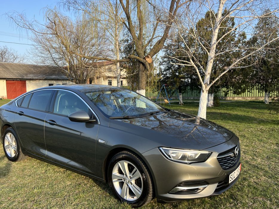 Opel Insignia, 2018, Euro 6, Carte service