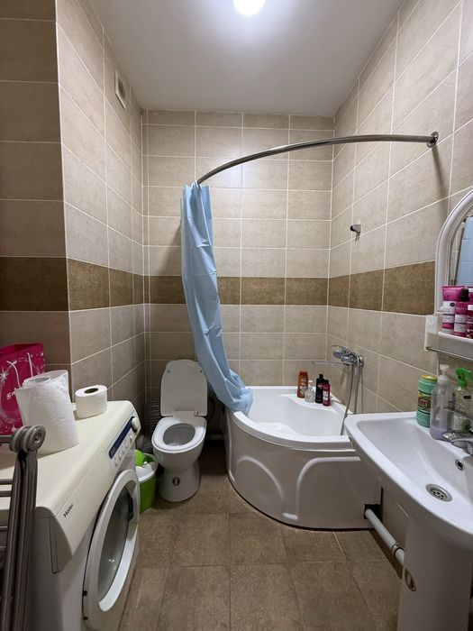 Dom sotiladi 1 xonali 36 kv mebellari qoladi