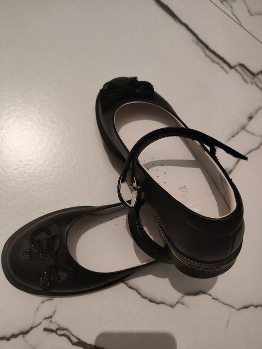 Туфли школьные, на девочку