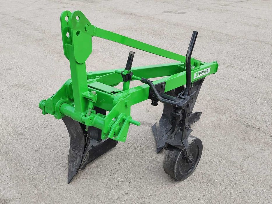 Plug nou cu 2 brazde, 84 kg, 3 reglaje, tractor 25–35 CP