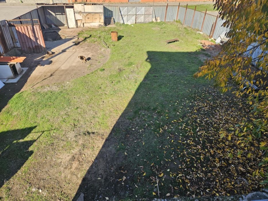 Дава се под наем Гараж / Паркомясто в София, Люлин - център - 500 кв.м за 598.23 € - Снимка #1