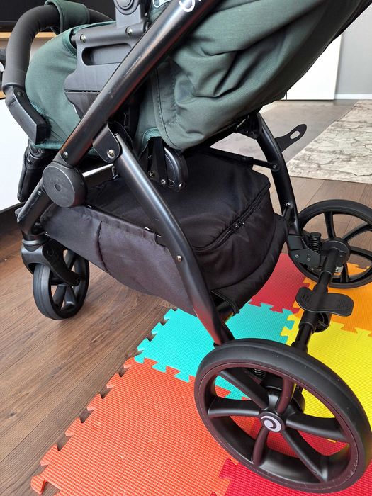 Количка Tutis uno 3+ Pistachio и столче за кола Cybex Aton 5