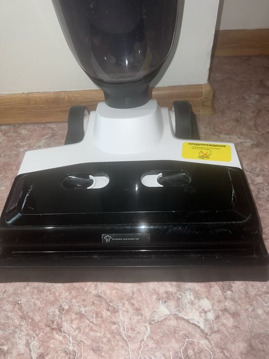 Моющий пылесос с пароочистительем