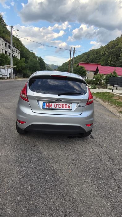 Ford fiesta 1.2 benzina an 2009