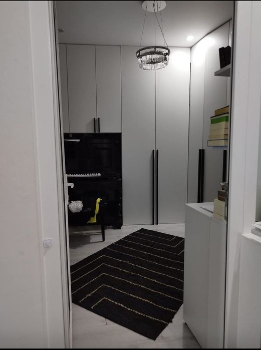 Închiriez casa 2 nivele, 100mp., Ploiesti(vis a vis de AFI),