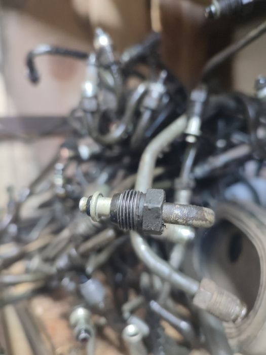 Трубки на рулевые рейки