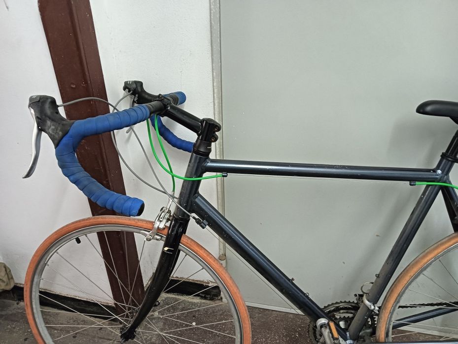 Vând bicicleta de oraș