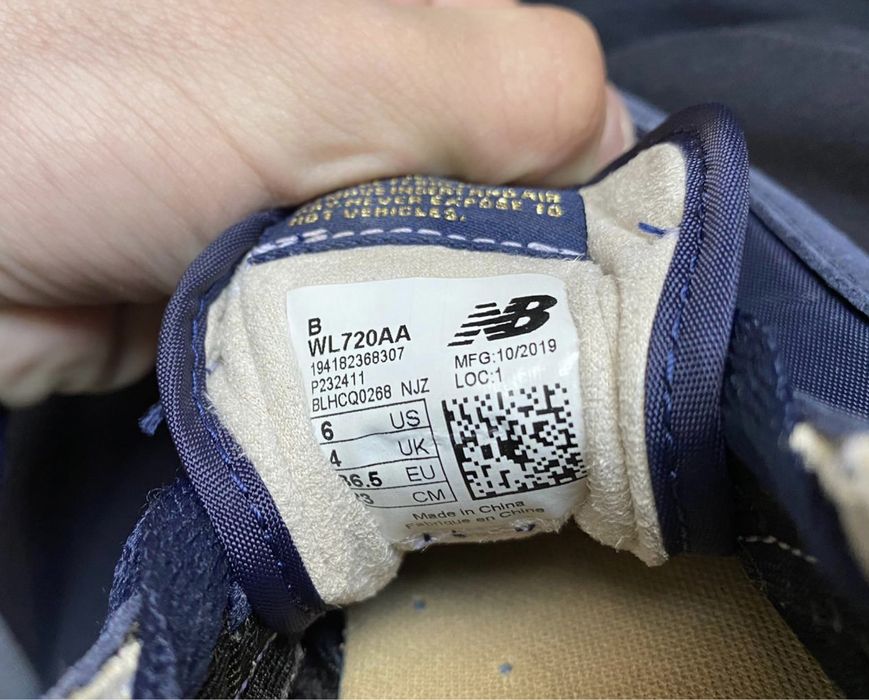 Vand New Balance 720 90 lei