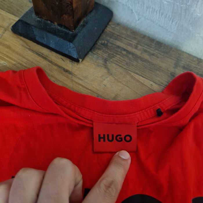 Мъжка тениска HUGO BOSS  размер М