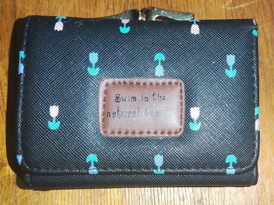 Футляр для очков и очки детские. Кошелек Redtag